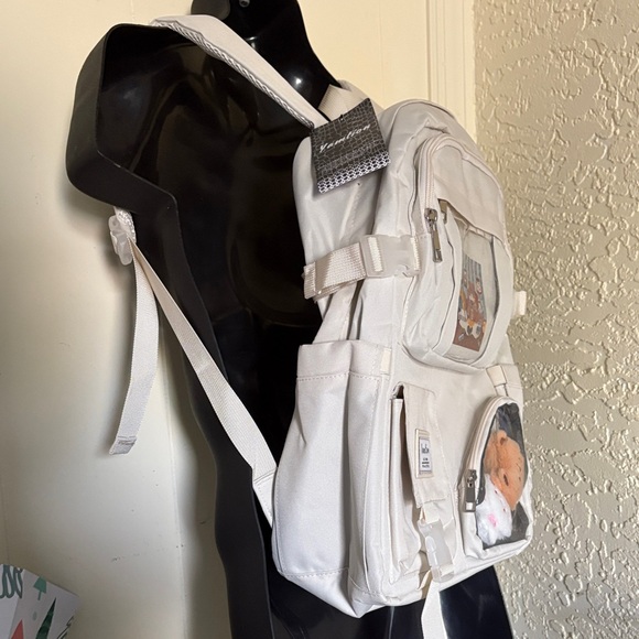 YAMTION White Backpack with Cute Patches SLEEVES TO PUT SMALL FAVORITE TOY! - Picture 4 of 6